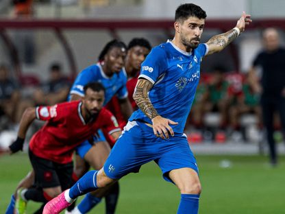روبن نيفيز لاعب الهلال يسجل من ركلة جزاء أمام الرائد بكأس الملك - 17 أغسطس 2026 - x@Alhilal_FC
