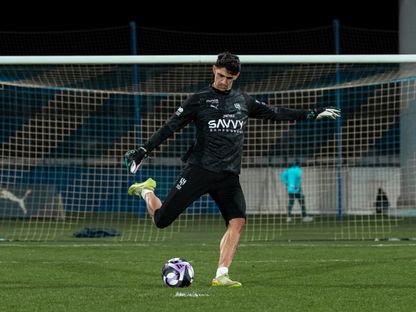 ياسين بونو حارس الهلال خلال تدريب - 18 فبراير 2026 - X/@Alhilal_FC