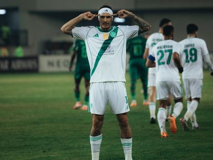 احتفال روجر إيبانيز مدافع الأهلي بتسجيل هدف في مرمى الشرطة بدوري أبطال آسيا للنخبة - 22 ديسمبر 2025 - X/@ALAHLI_FC