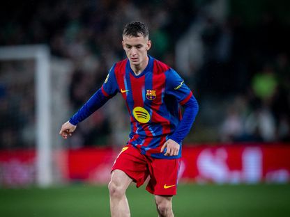 مارك كاسادو لاعب برشلونة خلال مواجهة راسينغ سانتاندير في كأس ملك إسبانيا - 15 يناير 2026 - X/@FCBarcelona