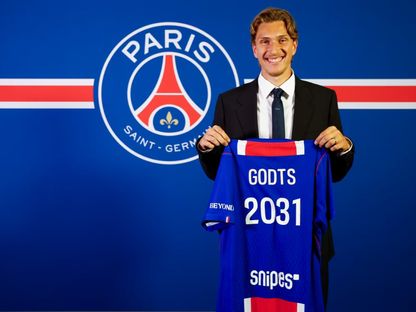 ميكا غوتس لاعب باريس سان جيرمان الجديد - 15 أغسطس 2025 - x@PSG_inside