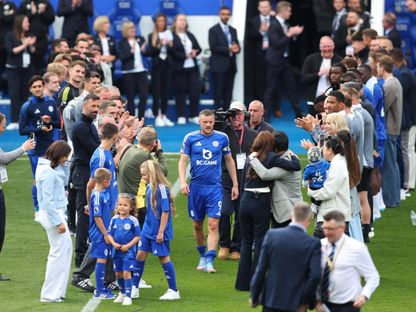ممر شرفي للاعب جيمي فاردي في مباراته الأخيرة مع ليستر سيتي 18-5-2025 - Reuters