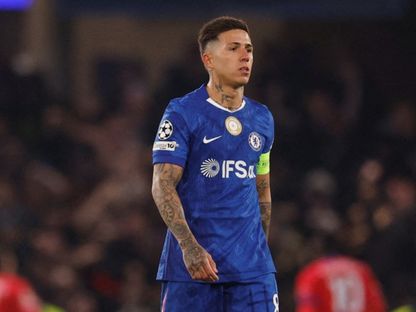 إنزو فرنانديز محبطاً بعد هدف لباريس سان جيرمان في مرمى تشيلسي بدوري أبطال أوروبا - 17 مارس 2026 - Action Images via Reuters