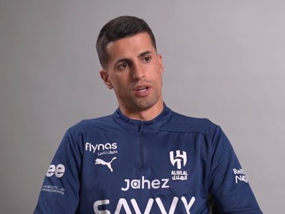 البرتغالي جواو كانسيلو لاعب الهلال السعودي في مقابلة رسمية مع فيفا ودازن قبل كأس العالم للأندية 2025 - FIFA/web