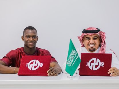 الدولي المالي أليو ديانغ عند توقيعه في كشوفات الخلود السعودي - 23 أغسطس 2024 - X/AlkholoodClub