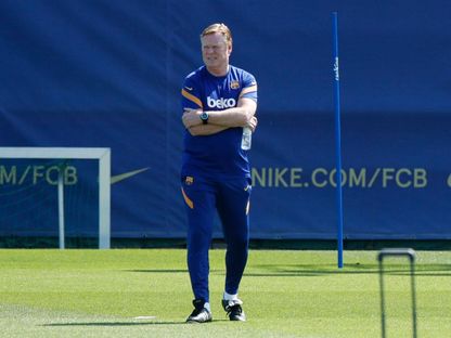 المدرب السابق لبرشلونة رونالد كومان خلال تدريب - 21 مايو 2021 - Reuters