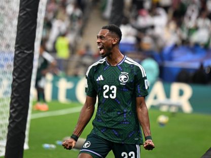 فرحة محمد كنو لاعب السعودية بعد تسجيله هدف الفوز أمام فلسطين في كأس العرب - 12 ديسمبر 2025 - X/@aawsat_spt