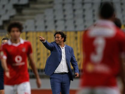 أحمد حسام "ميدو" المدرب السابق للزماكل خلال مواجهة الأهلي في الدوري المصري - 9 فبراير 2016 - REUTERS