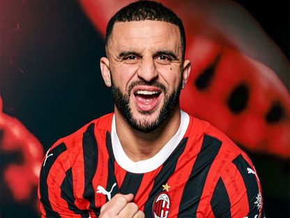 كايل وولكر بقميص ناديه الجديد إيه سي ميلان/ 28 يناير 2025 - x/ AC MILAN