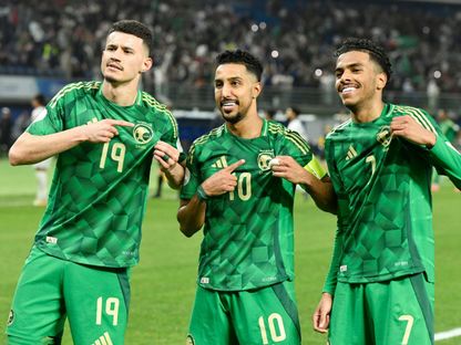 لاعبو منتخب السعودية يحتفلون بتسجيل الهدف الثالث في مرمى العراق بخليجي 26 - 28 ديسمبر 2024 - X/@KuwaitFA