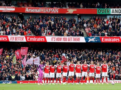 لاعبو أرسنال في ملعب الإمارات قبل مباراة وست هام يونايتد في الدوري الإنجليزي - 4 أكتوبر 2025 - Reuters