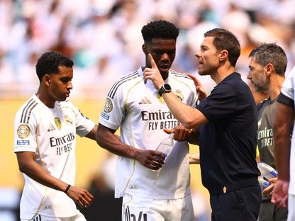 هل انتهت عزلة رودريغو في ريال مدريد؟.. تشابي يجيب