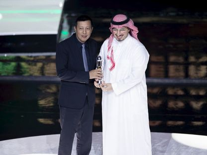 ياسر المسحل يتمنّى التوفيق للإمارات والعراق في تصفيات كأس العالم 2026