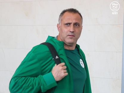 إبراهيم حمداني مدرب منتخب الجزائر تحت 21 عاماً - 2 سبتمبر 2026 - FB/Lesverts.faf