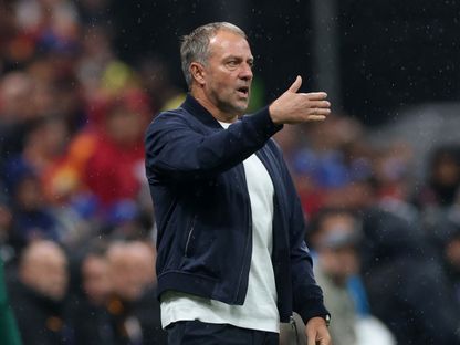 فليك: برشلونة سيختبر نفسه ضد أفضل فريق بالعالم.. وهذا موقف رافينيا