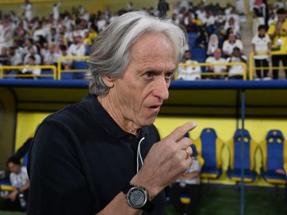 جورجي جيسوس مدرب النصر خلال مباراة الفتح بالدوري السعودي - 18 أكتوبر 2025 - Reuters