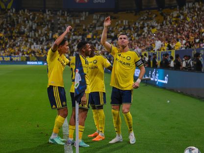 كريستيانو رونالدو يحتفل مع لاعبين من النصر بعد تسجيله هدفاً في مرمى الخلود - 29 أكتوبر 2026 - X/@AlNassrFC