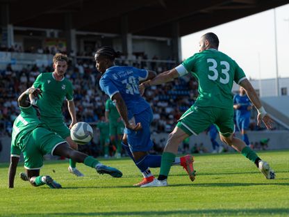 كريسينسيو سامرفيل لاعب الهلال الجديد يسجل في مرمى الأهلي القطري ودياً - 2 أغسطس 2026 - x@Alhilal_FC
