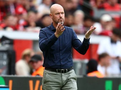 3 مباريات تكفي.. ليفركوزن يعلن إقالة تن هاغ