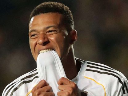 كيليان مبابي مهاجم ريال مدريد يتحسر بعد إهدار فرصة ضد كايرات ألماتي بدوري أبطال أوروبا 30 سبتمبر 2025 - Reuters