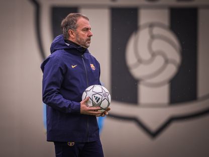 هانزي فليك مدرب برشلونة قبل مواجهة سلافيا براغ في دوري أبطال أوروبا - 20 يناير 2026 - X/@@FCBarcelona_es