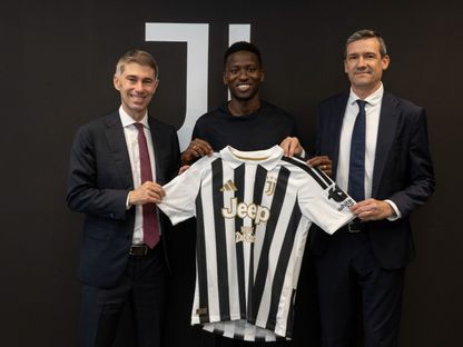 السنغالي باب ماتار سار يحمل قميص نادي يوفنتوس - 1 سبتمبر 2026 - @juventusfc