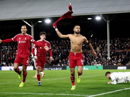 كودي خاكبو مهاجم ليفربول يحتفل بهدفه أمام فولهام في الدوري الإنجليزي - 4 يناير 2026 - Reuters