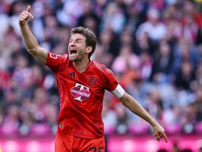 لاعب بايرن ميونيخ توماس مولر خلال مباراة بوروسيا دورتموند في الدوري الألماني - 12 أبريل 2025 - Reuters