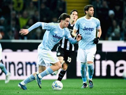 كينان يلدز ومانويل لوكاتيلي في مباراة أودينيزي ويوفنتوس بالدوري الإيطالي - 14 مارس 2026 - @juventusfcen/x