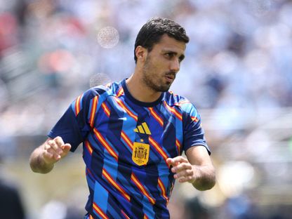 تقارير: مانشستر سيتي يرفض العرض الثاني من برشلونة لضم رودري