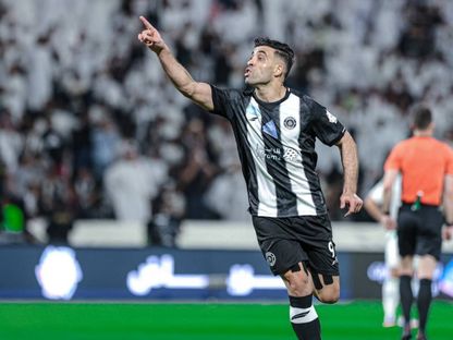 على رأسهم الدوسري وحمد الله.. 32 لاعباً من دوري روشن السعودي في كأس العرب