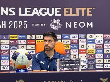 روبن نيفيز لاعب الهلال في مؤتمر صحفي عشية مواجهة غوانغجو الكوري الجنوبي في ربع نهائي دوري أبطال آسيا للنخبة - 24 أبريل 2025 - X/@aawsat_spt