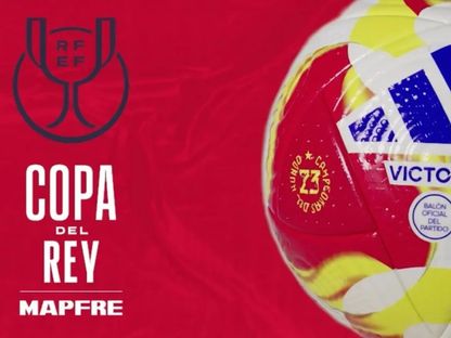 تصميم كرة مباراة الكلاسيكو بين ريال مدريد وبرشلونة في نهائي كأس ملك إسبانيا - 10 أبريل 2025 - X@Marca