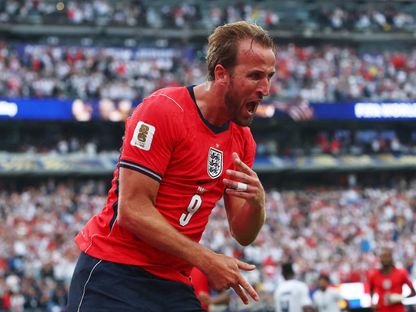 هاري كين يحتفل بتسجيله هدفاً لإنجلترا في مرمى بنما بكأس العالم - 27 يونيو 2026 - IMAGN IMAGES via Reuters