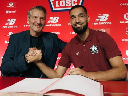 نبيل بن طالب خلال تمديد عقده مع ليل حتى 2028 - 30 يوليو 2026 - X/@losclive