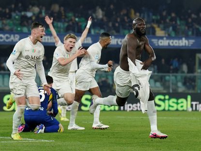روميلو لوكاكو بعد تسجيله هدف الفوز لنابولي في مرمى هيلاس فيرونا - 28 فبراير 2026 - REUTERS