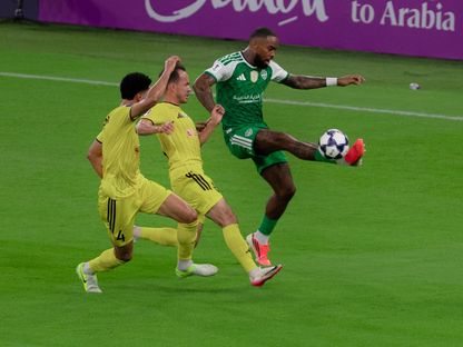 صلاح ونخبة آسيا.. مواعيد مباريات اليوم الإثنين 26 أكتوبر 2026