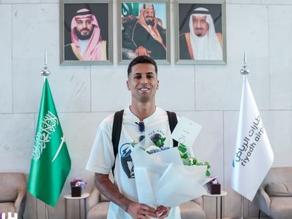 البرتغالي جواو كانسيلو بعد وصوله إلى الرياض للانضمام للهلال السعودي - 1 سبتمبر 2024 - X/@Alhilal_FC