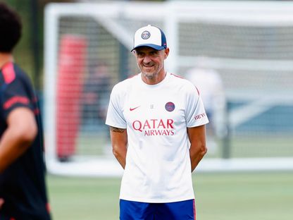 لويس إنريكي مدرب باريس سان جيرمان خلال تدريب - 4 أغسطس 2026 - X/@PSG_arab