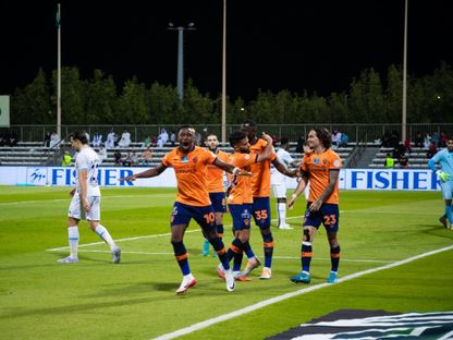 احتفال لاعبي الفيحاء بتسجيل هدف في مرمى الأخدود بدوري روشن السعودي - 7 نوفمبر 2025 - X/@AlfayhaSC