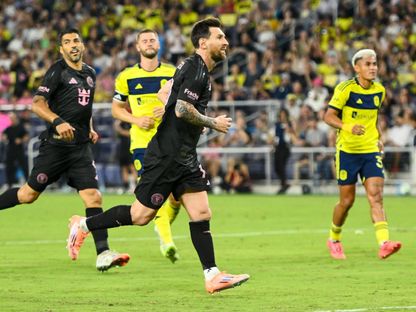 ليونيل ميسي يحتفل بعد تسجيل هدفاً لفريق إنتر ميامي ضد ناشفيل - 19 أكتوبر 2025 - REUTERS