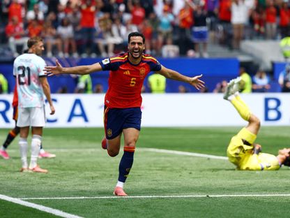 ميكيل ميرينو يحتفل بهدف مع إسبانيا ضد بلجيكا في كأس العالم - 10 يوليو 2026 - Reuters