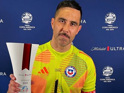كلاوديو برافو رجلاً لمباراة الأرجنتين وتشيلي في كوبا أميركا 2024 - CopaAmerica/x