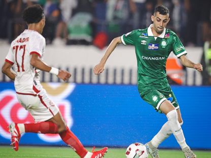 يوسف بلعمري ظهير الرجاء الرياضي في مباراة الكوكب المراكشي بالدوري المغربي - 10 ديسمبر 2025 - FB/@Raja Club Athletic