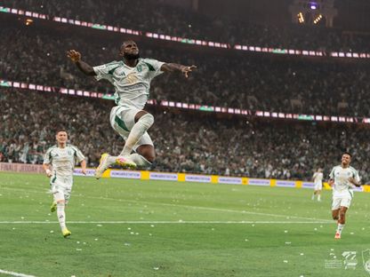 فرانك كيسي لاعب الأهلي يحتفل بتسجيل هدف في مرمى كاوازاكي الياباني بنهائي دوري أبطال آسيا للنخبة - 3 مايو 2025 - X/@aawsat_spt