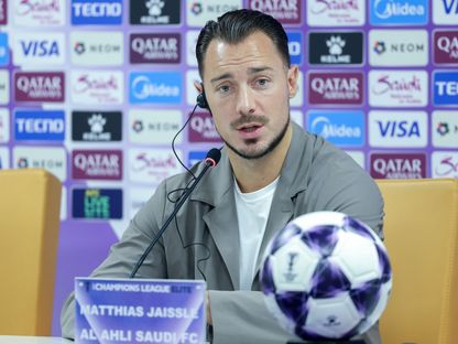 ماتياس يايسله مدرب الأهلي في مؤتمر صحفي قبل مواجهة الدحيل في دوري أبطال آسيا للنخبة - 28 سبتمبر 2025 - X/@ALAHLI_FC