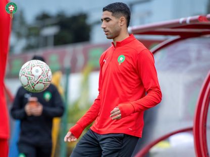 أشرف حكيمي في تدريبات المغرب قبل افتتاح كأس أمم إفريقيا - 20 ديسمبر 2025 - X@EnMaroc