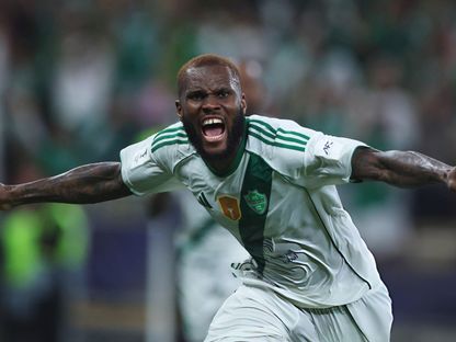 احتفال فرانك كيسي لاعب الأهلي بتسجيل هدف في مرمى ماتشيدا بنهائي دوري أبطال أسيا للنخبة - 25 أبريل 2026 - X/@aawsat_spt