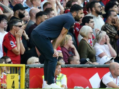 مدرب مانشستر يونايتد روبن أموريم في مباراة أرسنال بافتتاح الدوري الإنجليزي 2026/2025 - Reuters