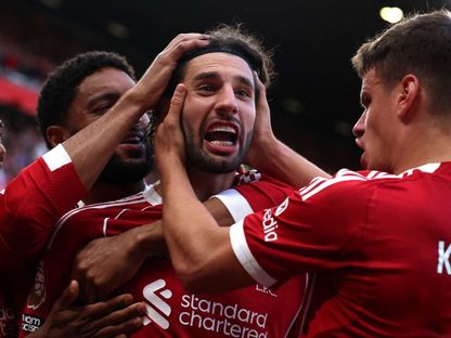 احتفال دومينيك سوبوسلاي بهدفه التاريخي في مباراة ليفربول وأرسنال بالدوري الإنجليزي 31-8-2025 - Reuters